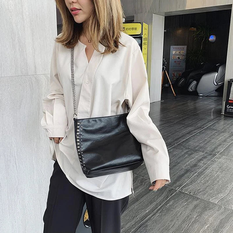 Vintage Bucket Shoulder Bags PU Leather Rivet Totes