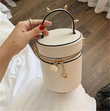 Elegant Lady Shoulder Bag with Rivets