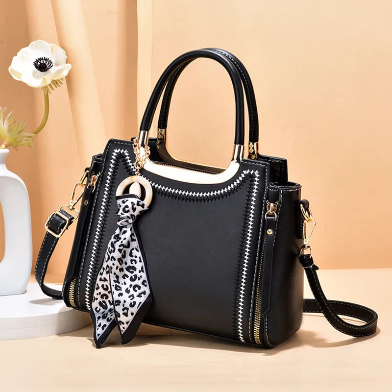 Autumn Women's Shoulder Bag Large Capacity Messenger Handbag