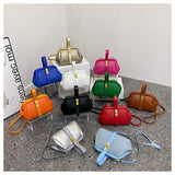 European Lock Cloud Clip Clutch Lychee Pattern Purse