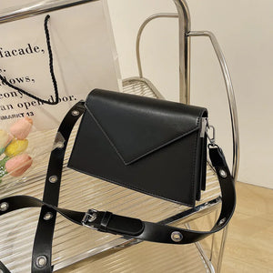 Famous Shoulder Messenger Bags Triangle Cover Women Purse and Handbags