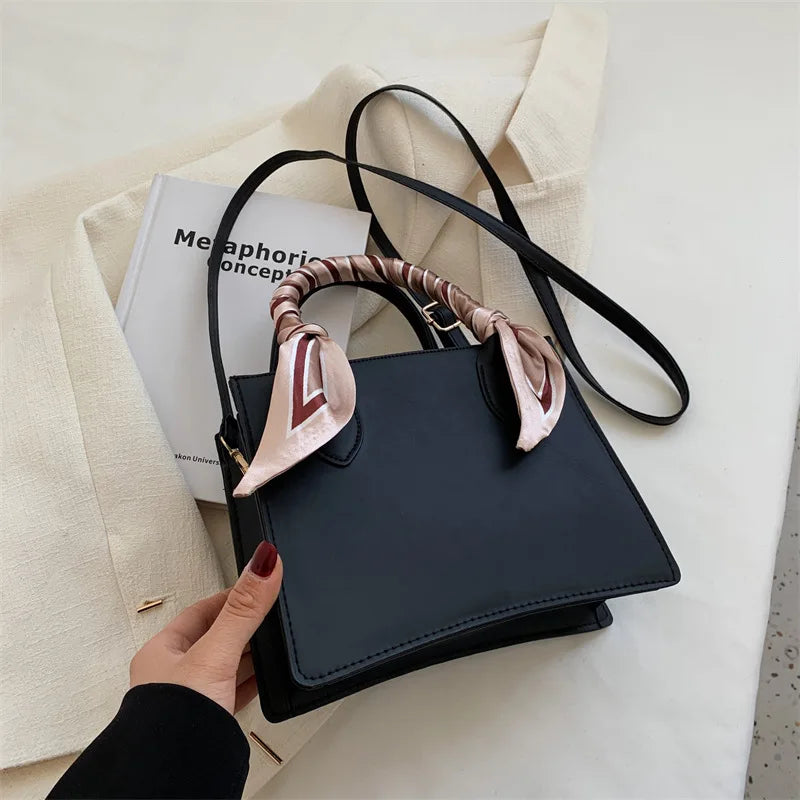 Famous and Vintage Bags Women's Casual Small Square Bag Ladies