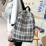 Classic Pleated Nylon Retro Schoolbag Female Zipper Backpack