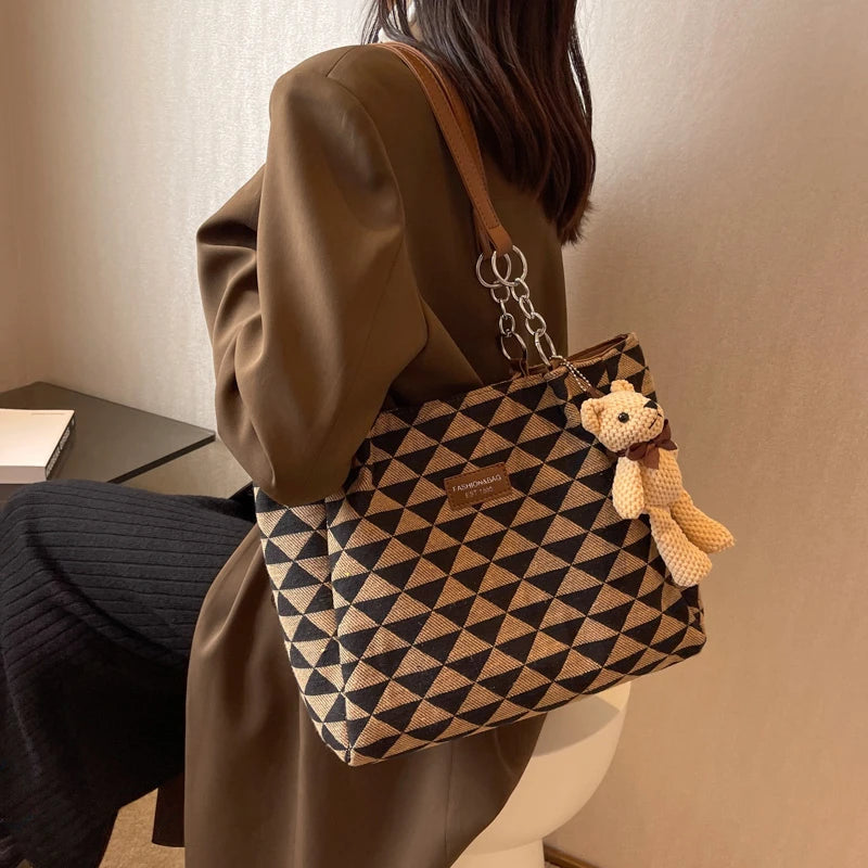 Vintage Women's Shoulder Bag Fashionable Ladies Shopping Bag