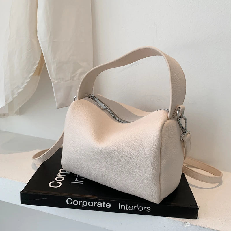 Vintage Leather Women's Shoulder Bag