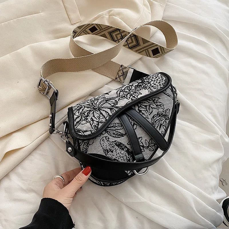 Vintage Embroidery Saddle Bag Small Handbags Purse