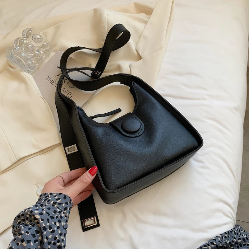 Casual Women Totes Shoulder Bags Female Leather Chain Handbags