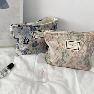 French Embossed Flower Cosmetic Bag Large-capacity