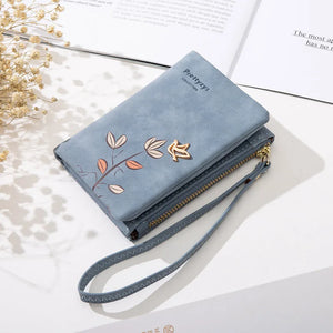 Small Fresh Flower Leather Women Wallet with Wristlet