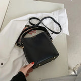 Small Bucket Shoulder Bag Car Line PU Leather Travel Messenger Bags
