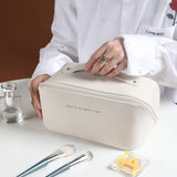 Large Capacity Portable Makeup Bag Women Cosmetic Bag Toiletries Organizer