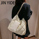 Lingge Chains Tote Bag Large Capacity Quilted Shoulder Bags