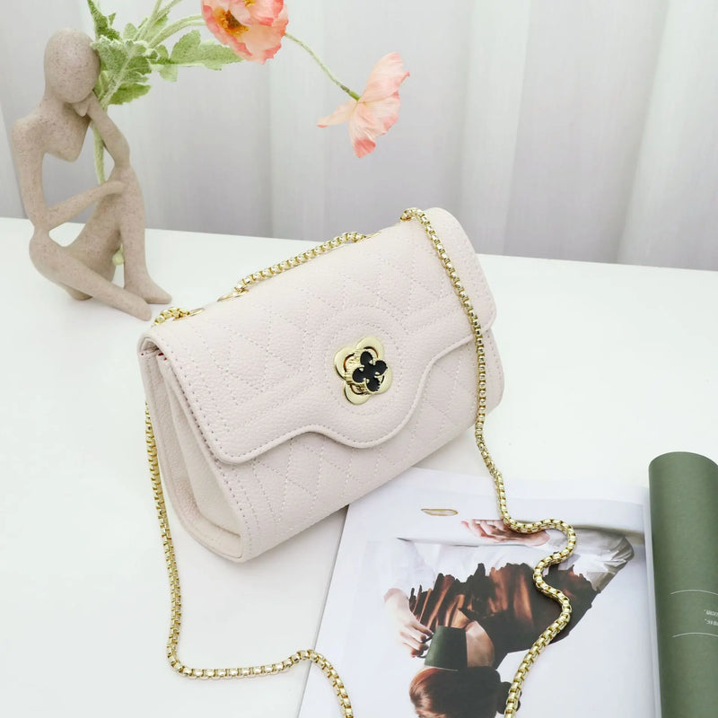 Metal Chain Shoulder Bag - Caviar Messenger Bag