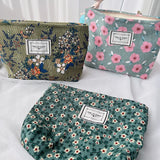 Retro Flowers Print Cosmetic Bag Canvas Washing Bag Large Capacity