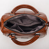 Retro Large Capacity Rivets Messenger Shoulder Bag