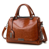 Retro Large Capacity Rivets Messenger Shoulder Bag