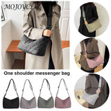 Quilted Shoulder Bag for Travel Shopping