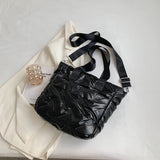 Quilted Shoulder Bag Casual Crossbody Large Capacity Lady Travel Purse