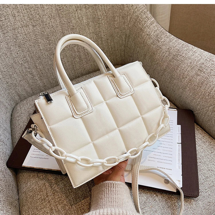 Soft Pu Leather Crossbody Women's Retro Chain Handbag