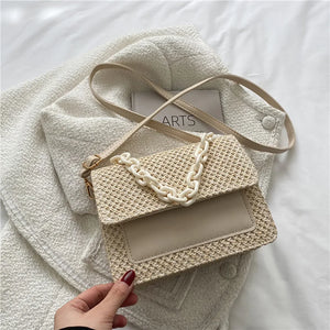 Straw Women Shoulder Messenger Bag with Acrylic Chain for Shopping