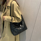 Large-capacity Cotton Padded Clutch Handbag Solid Shoulder Tote