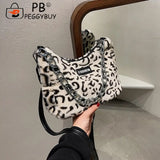 Leopard Printed Underarm Bag Soft Plush Handbag
