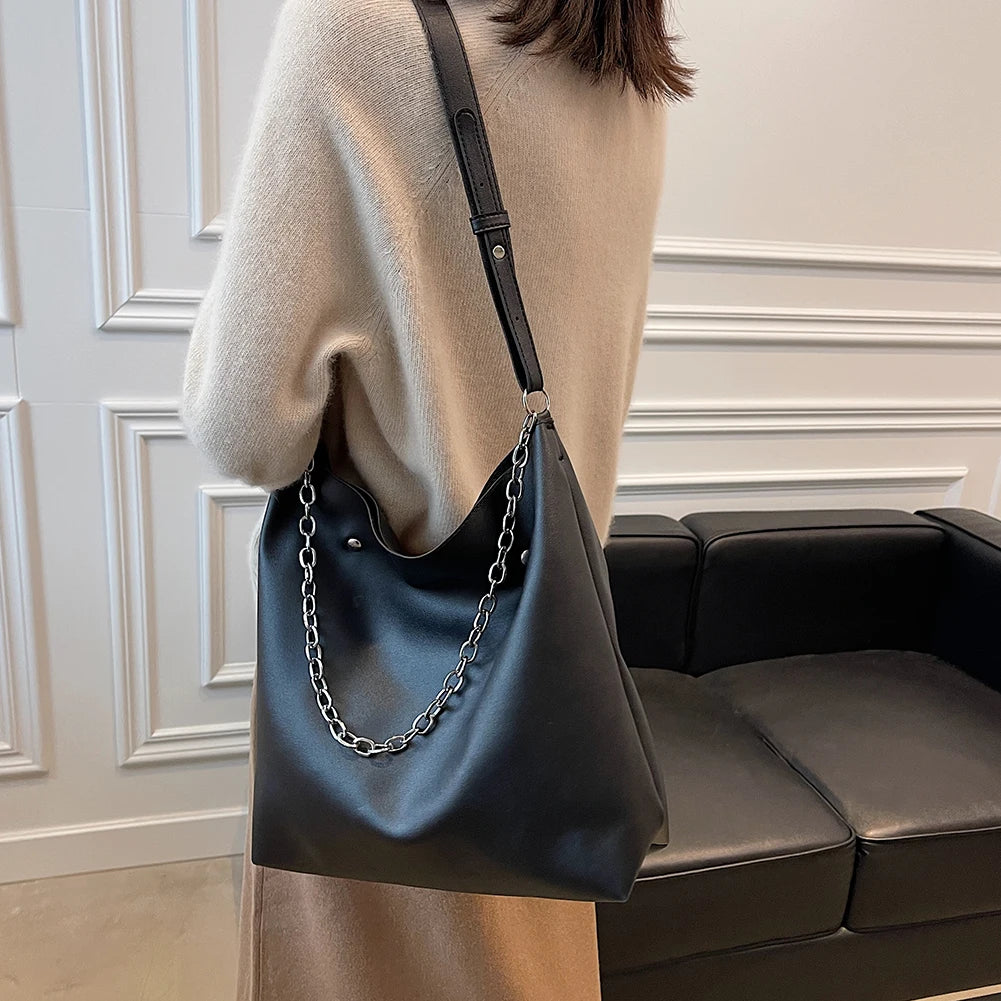 Women Shoulder Bags Solid Casual Chain Decor Underarm Bag Purse Handbags