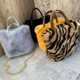 Plush Bucket Bag Faux Fur Shoulder Bag Large Capacity Fluffy Chain Bags