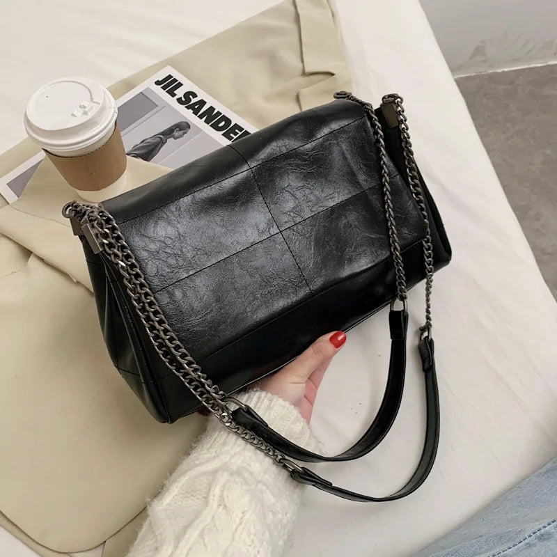 Winter PU Leather Lady Shopping Shoulder Handbag with Chain Decor