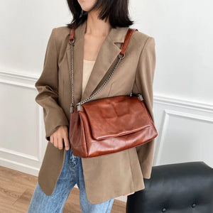 Winter PU Leather Lady Shopping Shoulder Handbag with Chain Decor