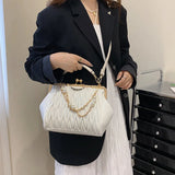 Chain Kiss Lock Shell Crossbody Bags