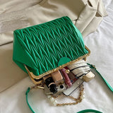 Chain Kiss Lock Shell Crossbody Bags