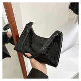 Crocodile Pattern One-Shoulder Bag Women's Retro Baguette