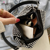 Hot Diamond One-Shoulder Messenger Bag with Metal Chain