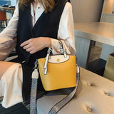 Large-capacity bucket bag for women