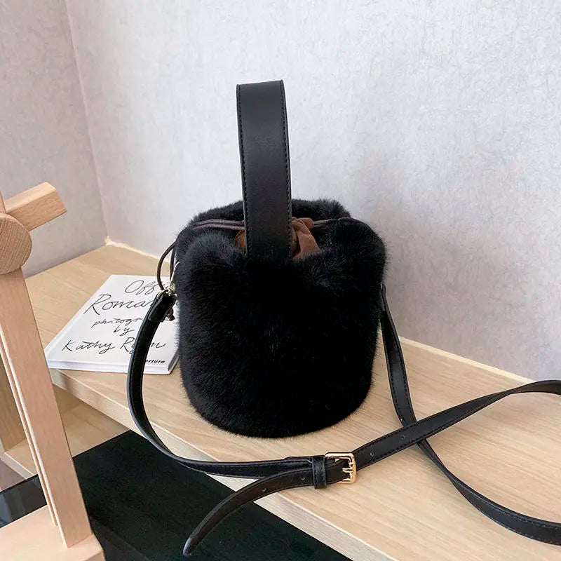 Versatile Wool Shoulder Bag Small Bag Women's Crossbody Bucket Bag