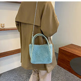 Faux Fur Crossbody Bag Plush Purses Handbags Lambwool Bucket Bag