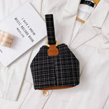 Women's Summer Woven Bucket Bag Casual One-Shoulder Messenger Chain Bag