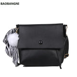 Female Large Capacity Messenger Bag Solid Tote