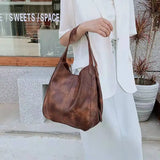 Vintage European American Shoulder Handbag
