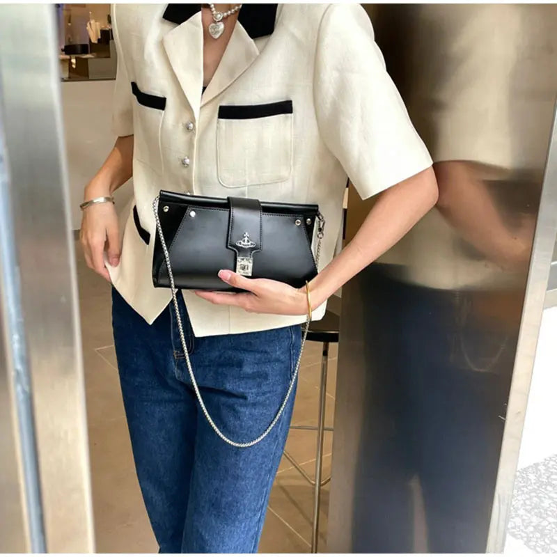 Solid Metal Chain Handbag Envelope Shoulder Bag