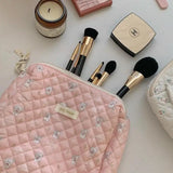 Floral Quilted Makeup Bag Cotton Zipper Beauty Pouch