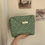 Floral Quilted Makeup Bag Cotton Zipper Beauty Pouch