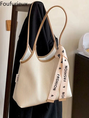 Foufurieux Large-capacity Women Shoulder Bag Pleated Style Tote Bag PU