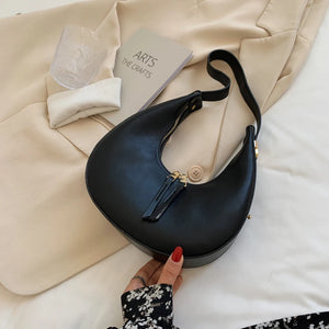 French PU Leather Half Moon Shoulder Bag Winter Women Texture