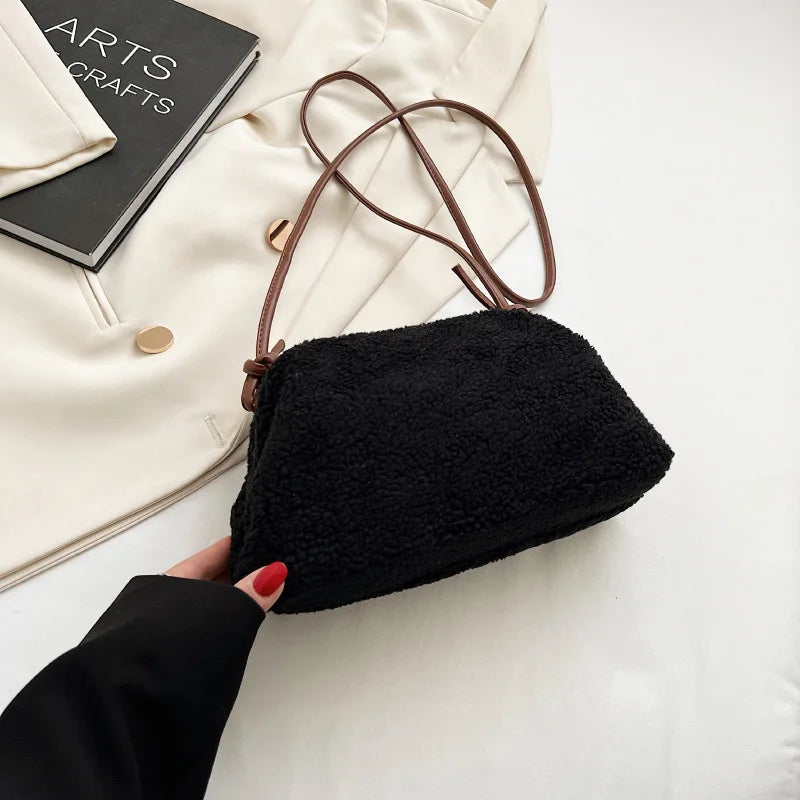 Furry Lambswool Shoulder Hobos Handbags Winter Handle Clutch Purses