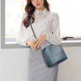 Geestock Vintage Women's Small Leather Shoulder Bag
