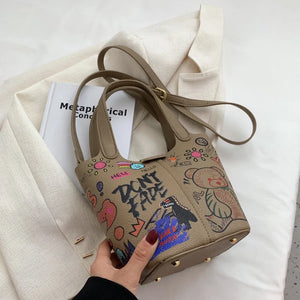 Graffiti Basket Bag Women Casual Portable Bucket Bag Texture Foreign Style