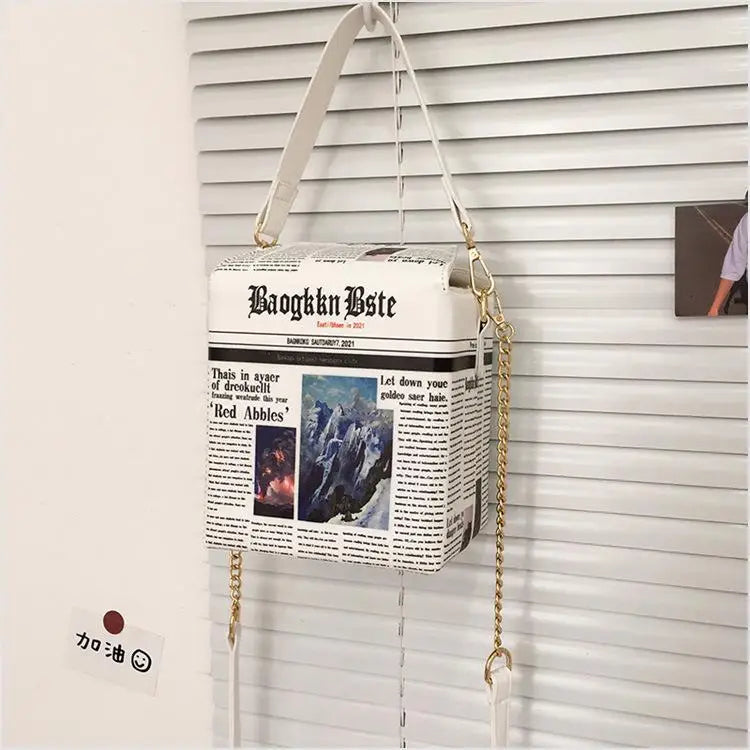 Graffiti Shoulder Bag Letter Newspaper Chain Crossbody Handbag Satchels