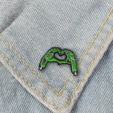 Green Skull Hands Skeleton Brooch Enamel Pin Gothic Lapel Denim Shirt Bag
